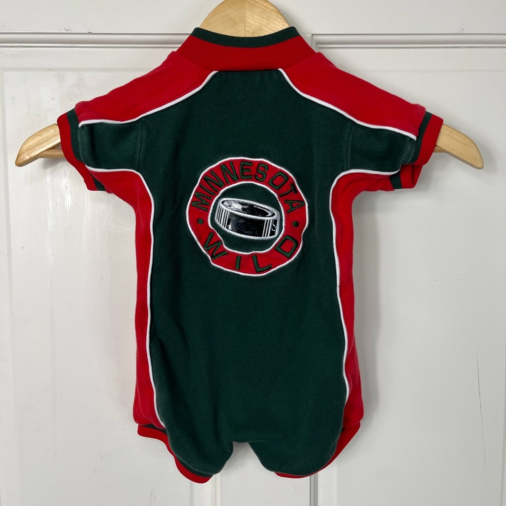 NHL Baby Outfit Size 3/6M Minnesota Wild